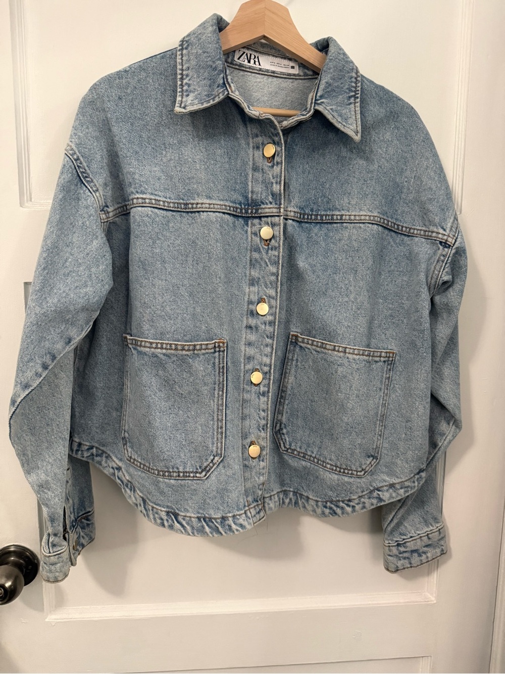 Zara Light Blue Denim Jacket with Gold Buttons - Women